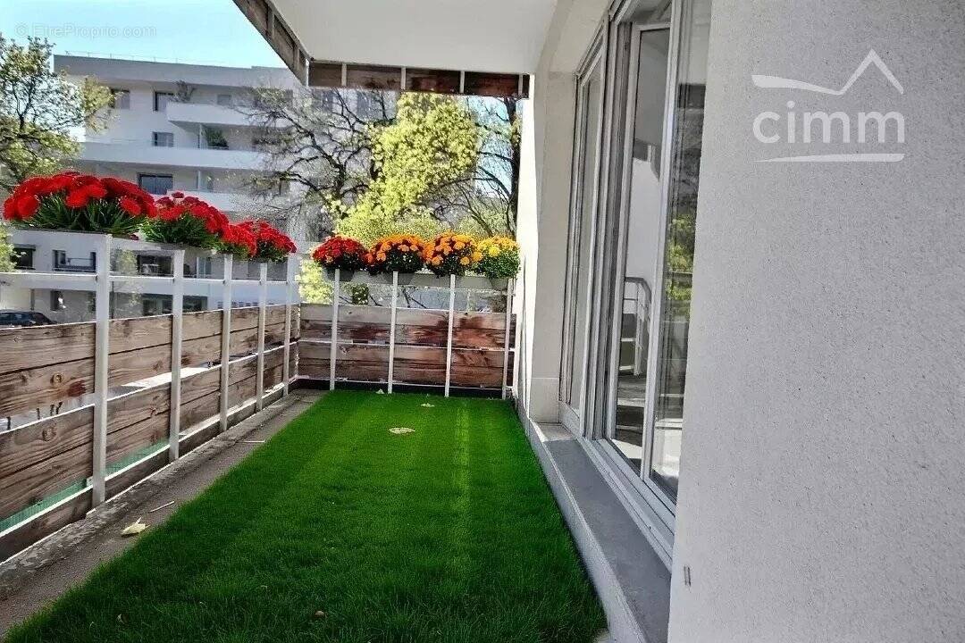 Appartement à MEYLAN