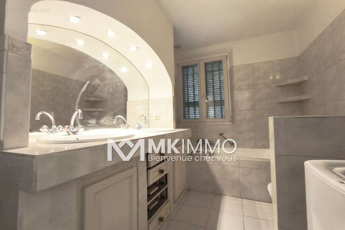 Maison à LA COLLE-SUR-LOUP