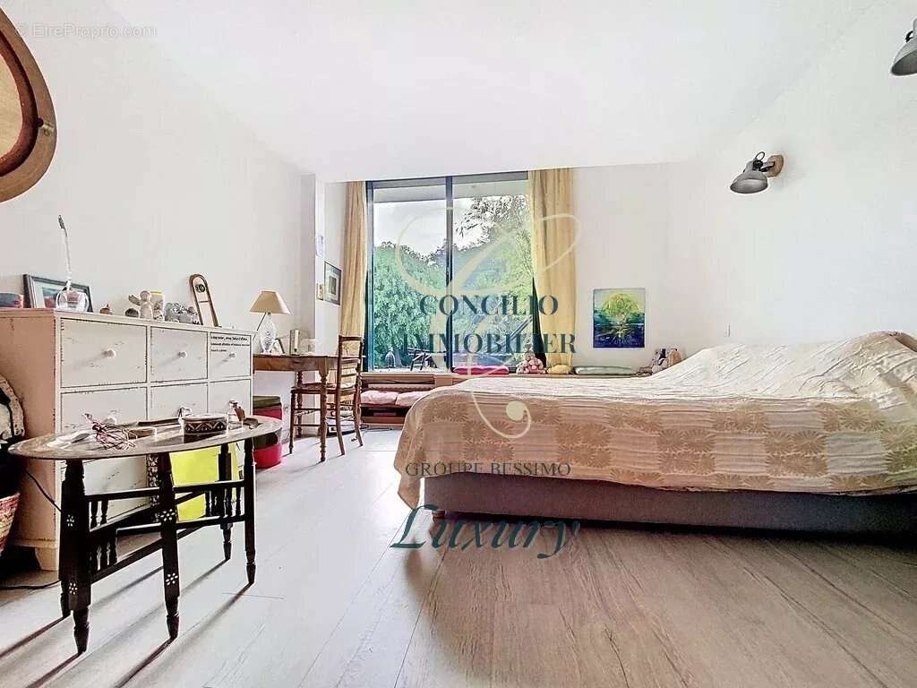 Appartement à LE PERREUX-SUR-MARNE