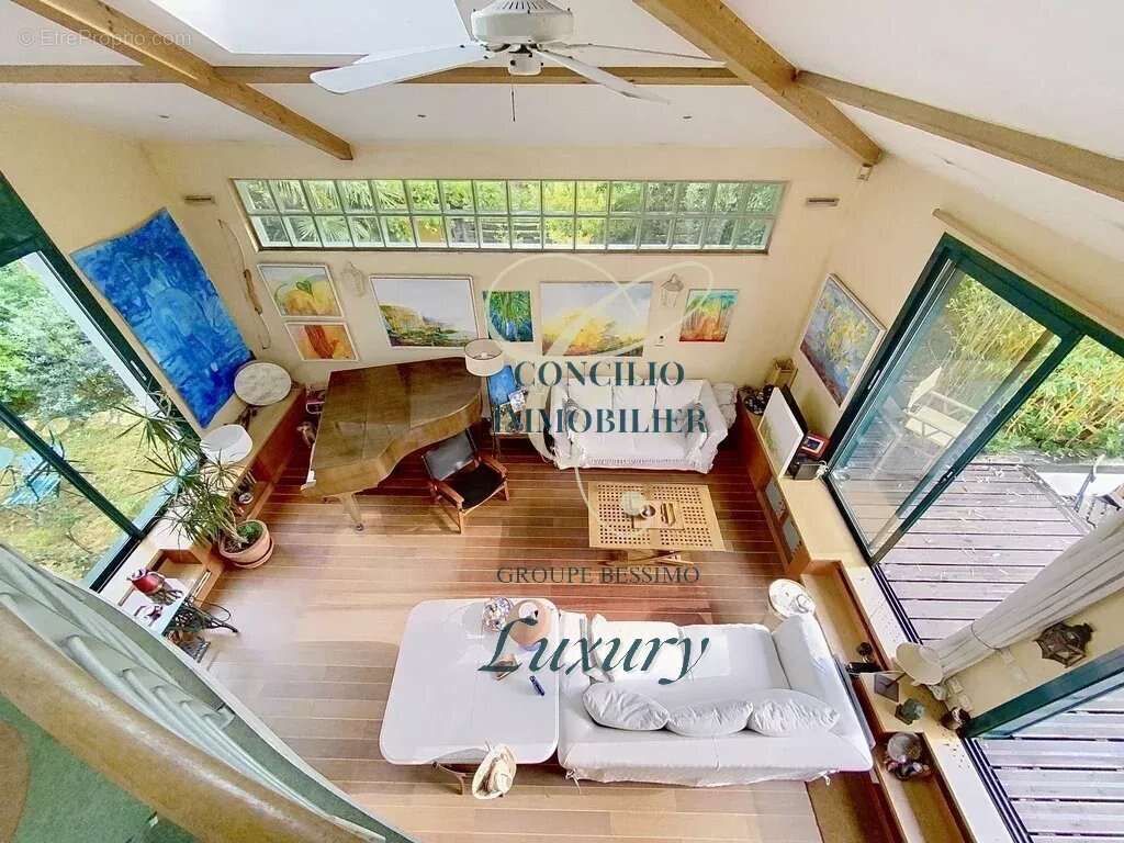 Appartement à LE PERREUX-SUR-MARNE