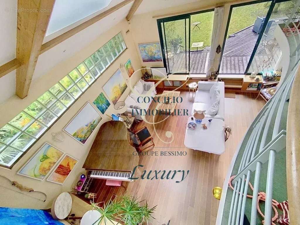 Appartement à LE PERREUX-SUR-MARNE