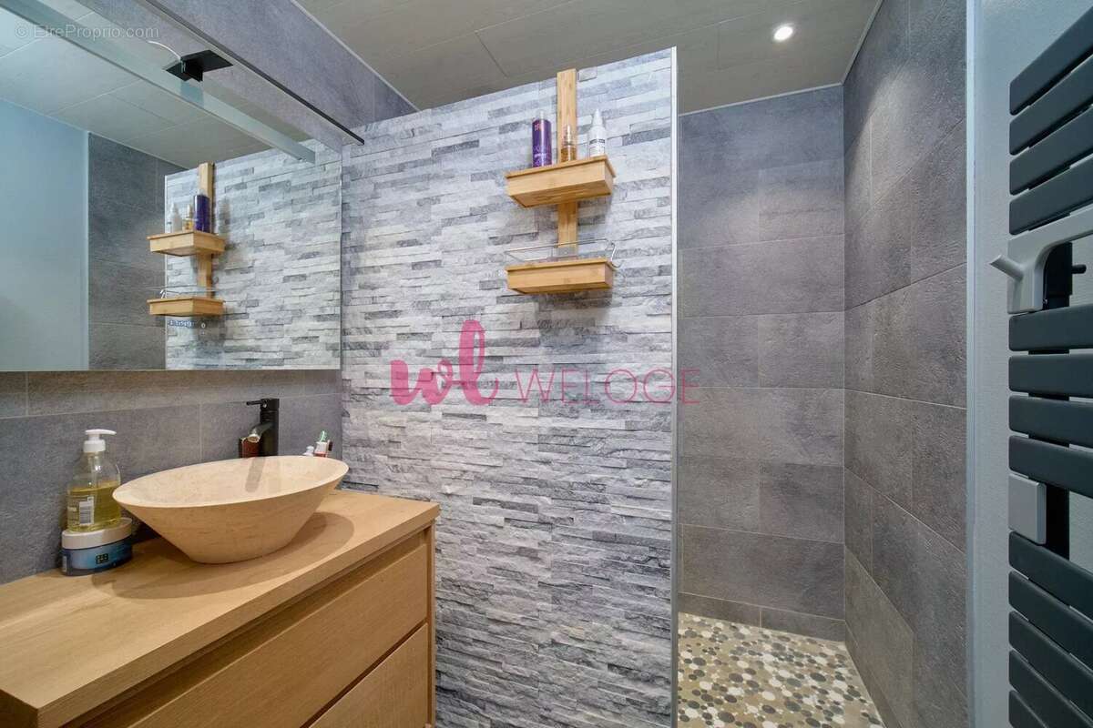 Appartement à BRIGNAIS