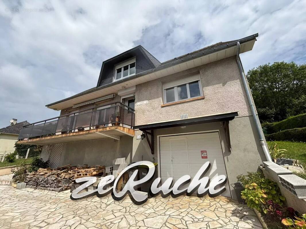 Maison à PORT-EN-BESSIN-HUPPAIN