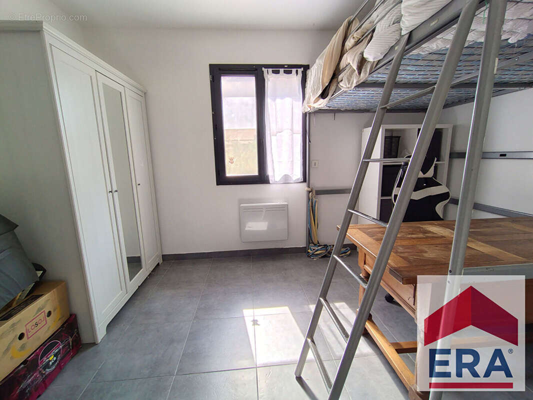 Maison à LA GARDE-ADHEMAR