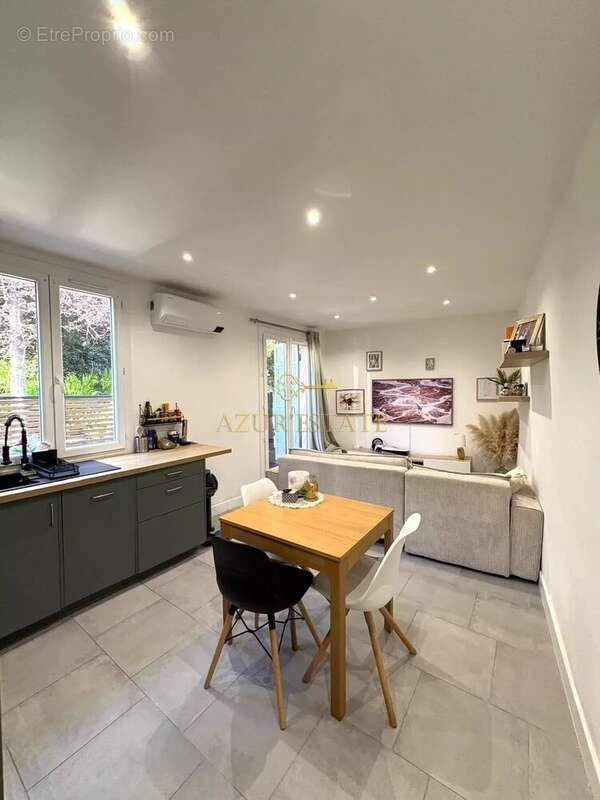 Appartement à MENTON