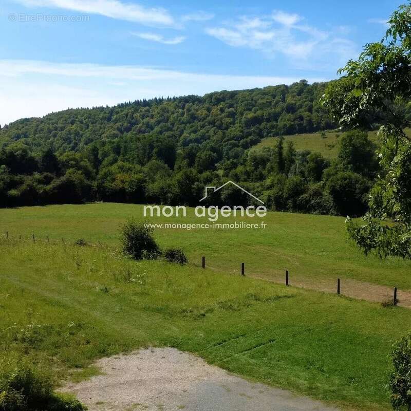 Maison à CROISY-SUR-ANDELLE