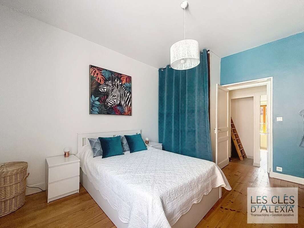 Maison à SAINTE-FOY-LES-LYON