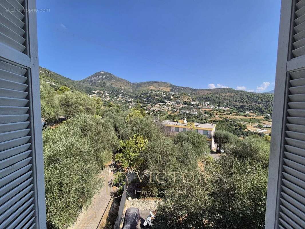 Appartement à FALICON