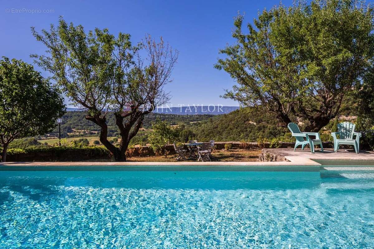 Appartement à GORDES