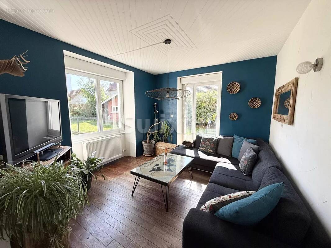 Maison à CHAMPAGNOLE