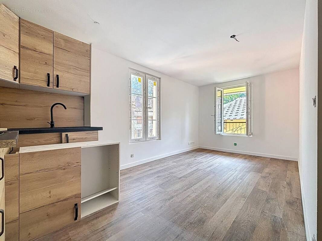 Appartement à SAINT-ETIENNE-DE-TINEE