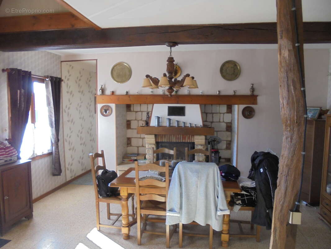 n°2 - Maison à VIRONCHAUX