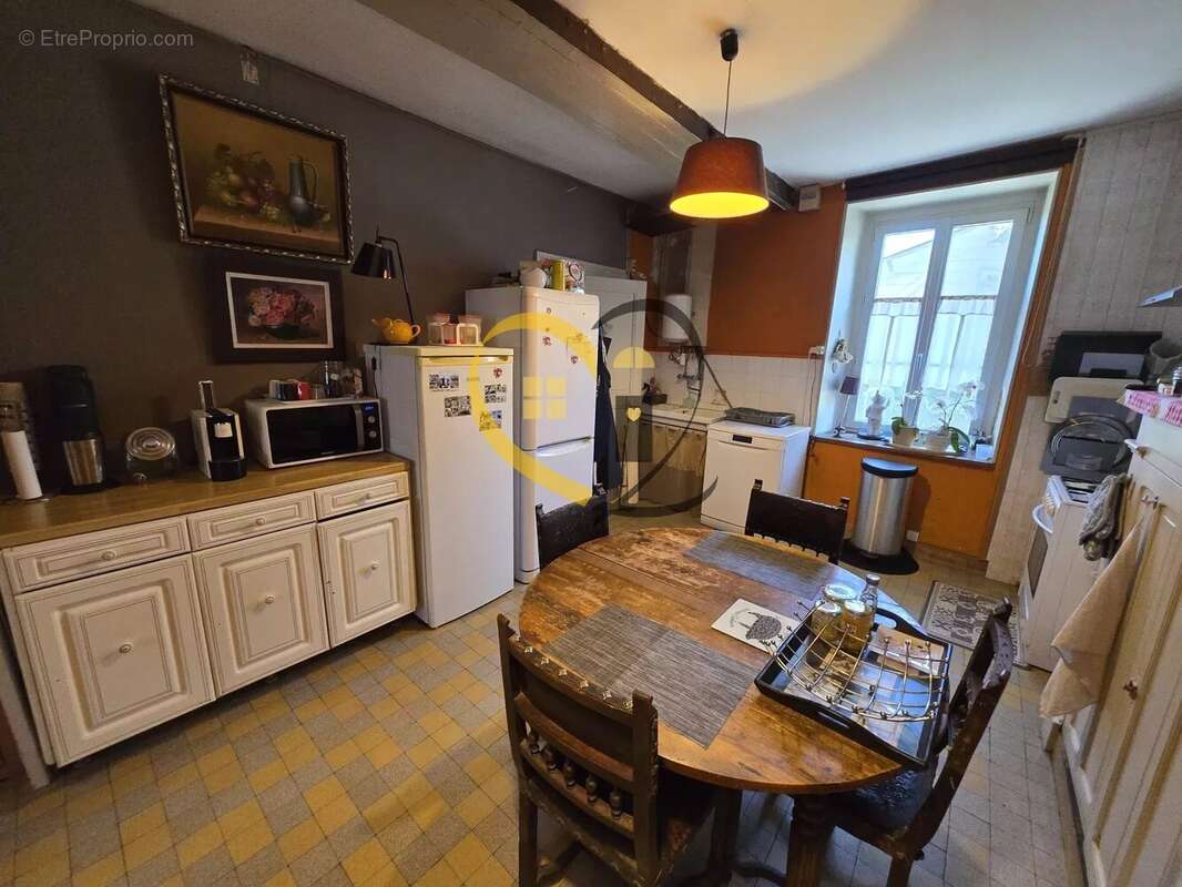Maison à HUMBLIGNY