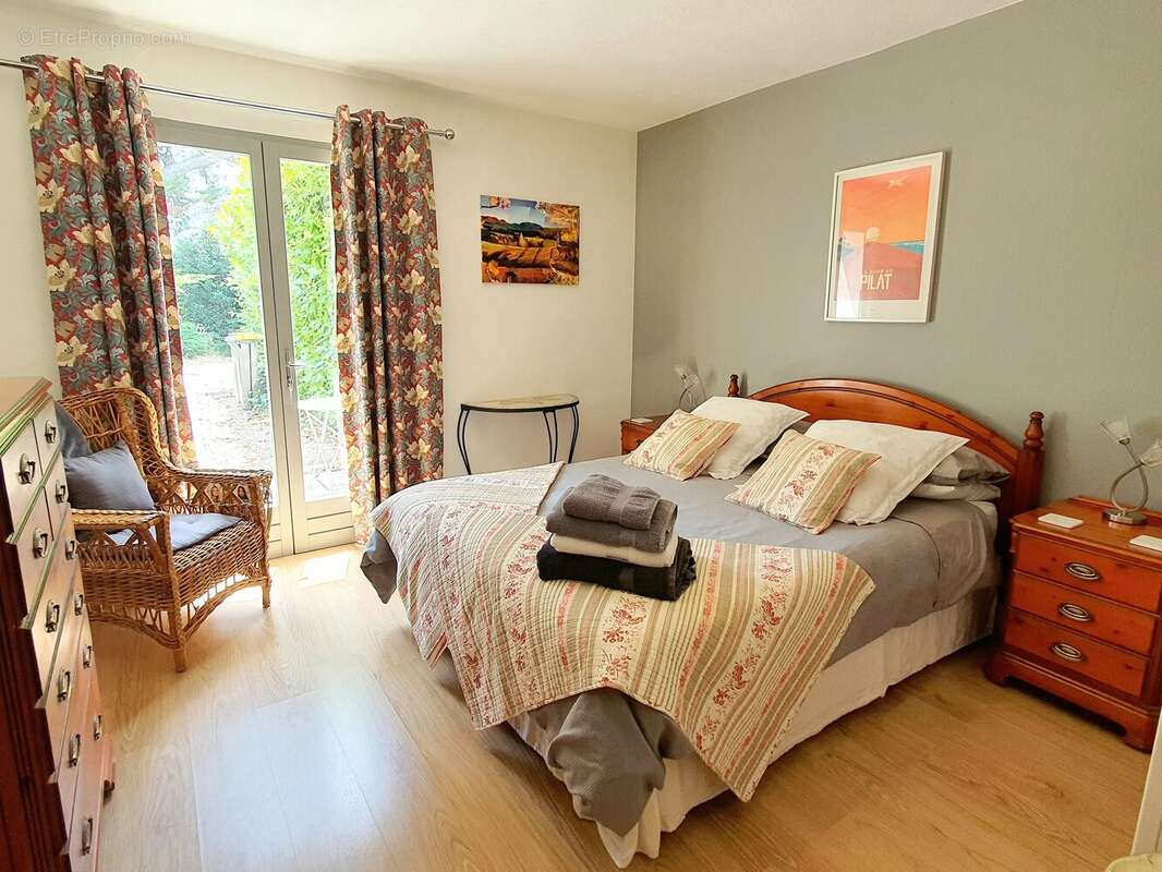 Maison à SAUVETERRE-DE-GUYENNE