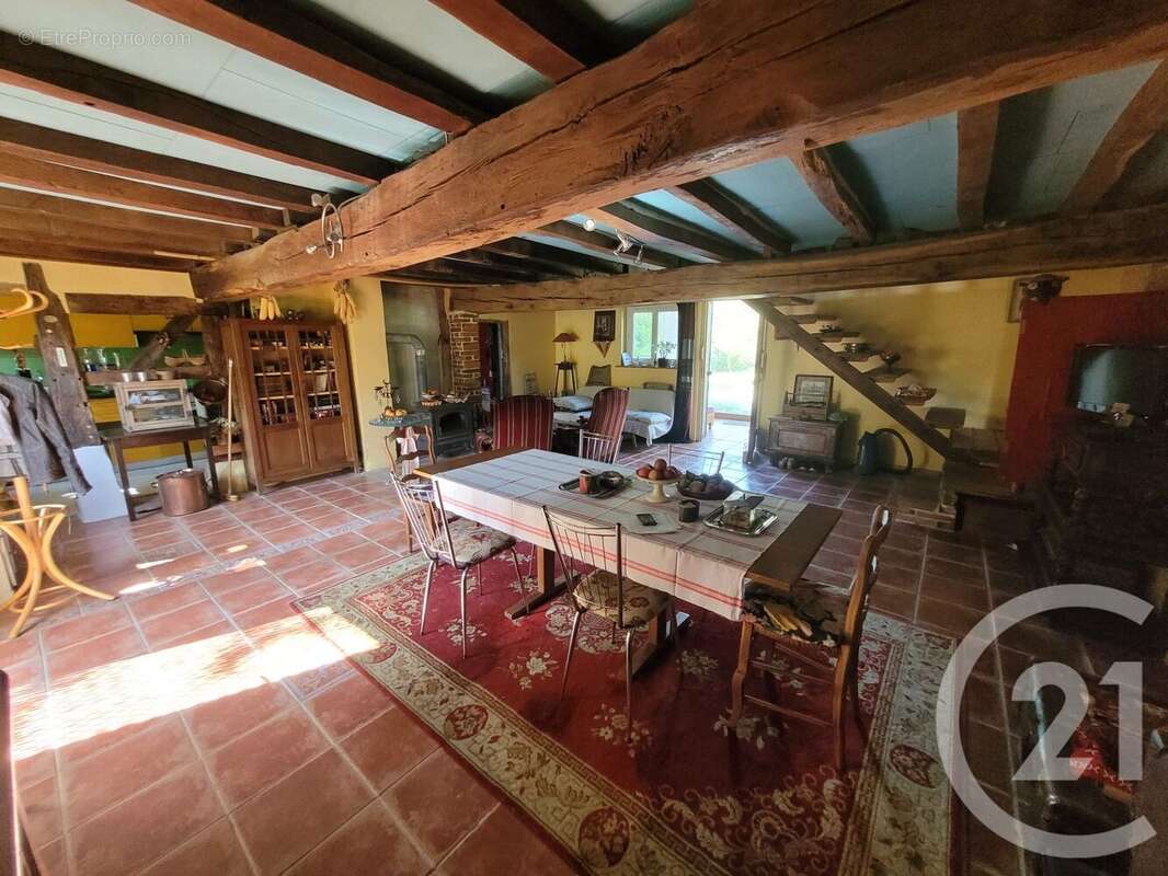 Maison à MONTPONT-EN-BRESSE