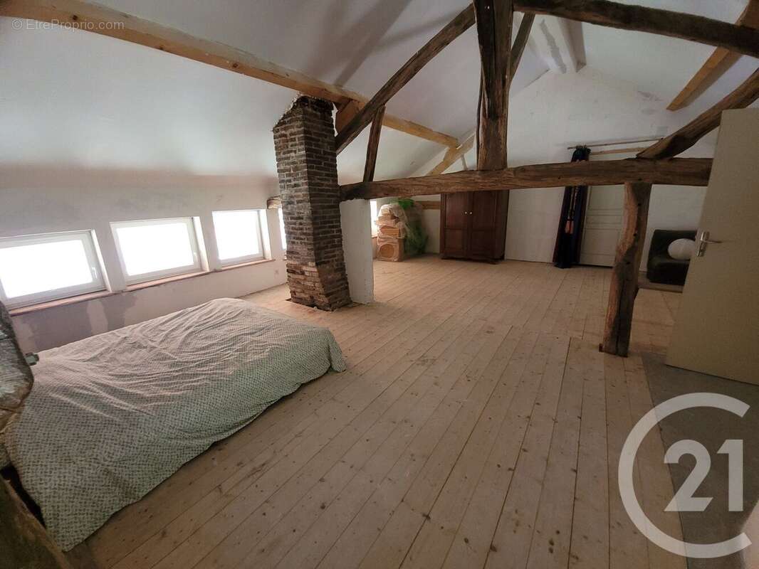 Maison à MONTPONT-EN-BRESSE