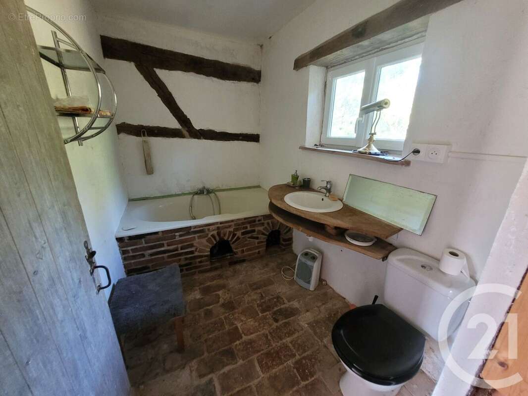 Maison à MONTPONT-EN-BRESSE