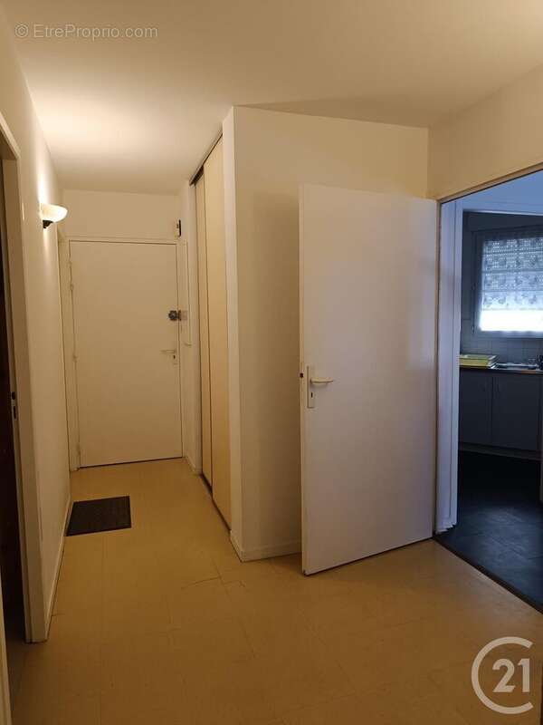 Appartement à COUTRAS
