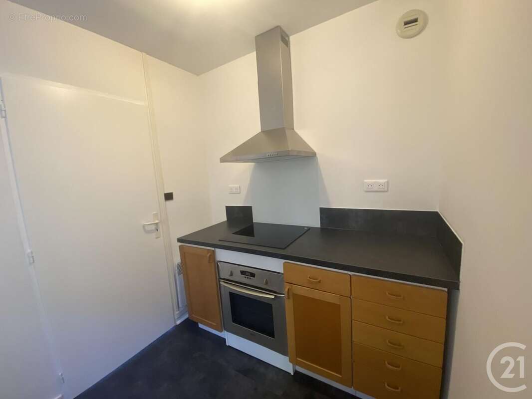 Appartement à COUTRAS