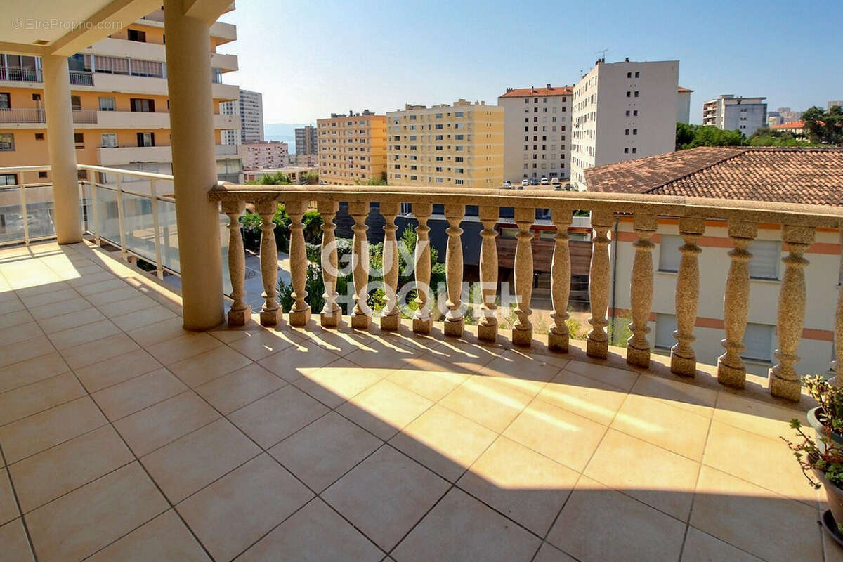 Appartement à AJACCIO