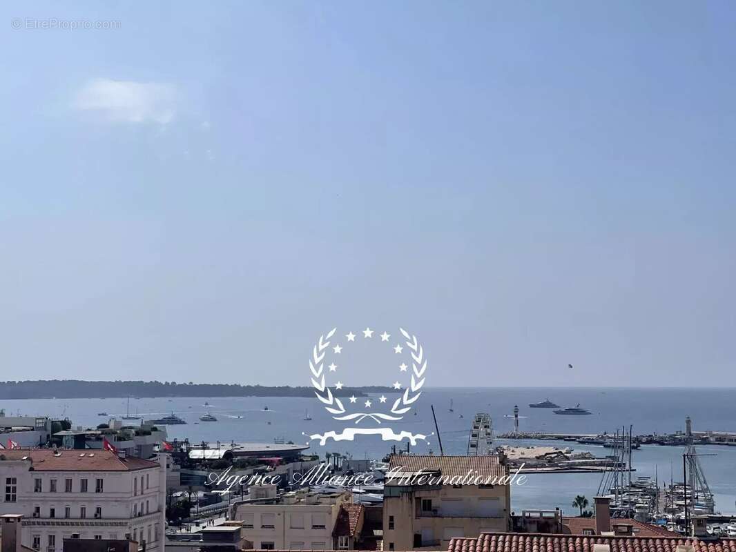 Appartement à CANNES