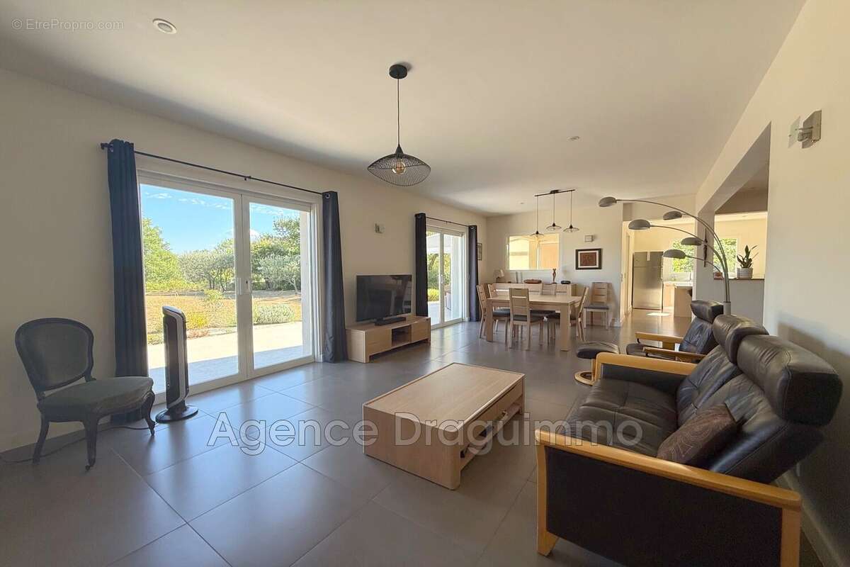 Maison à DRAGUIGNAN