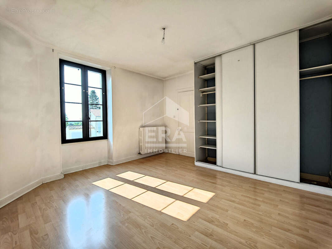 Maison à CHATEAUBERNARD