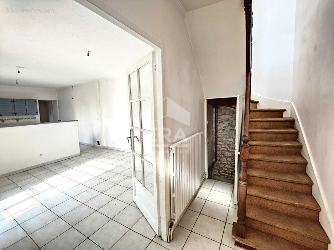 Maison à CHATEAUBERNARD