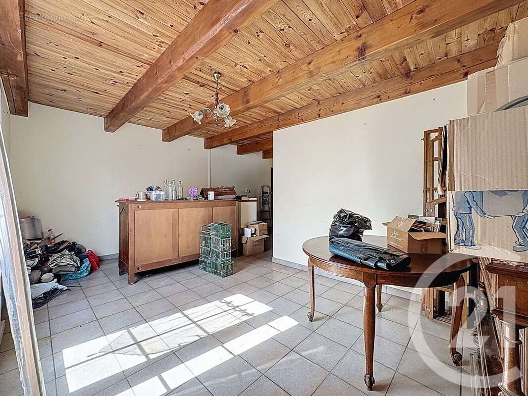 Maison à PUYLOUBIER