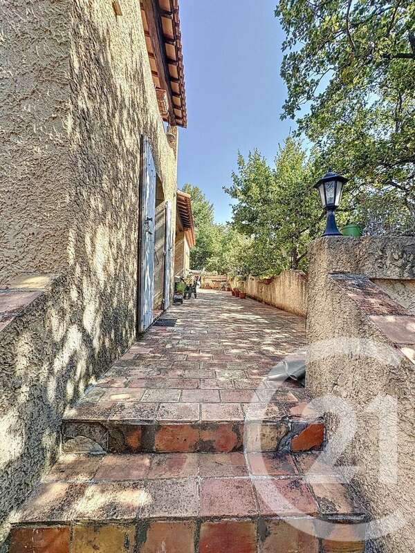 Maison à PUYLOUBIER