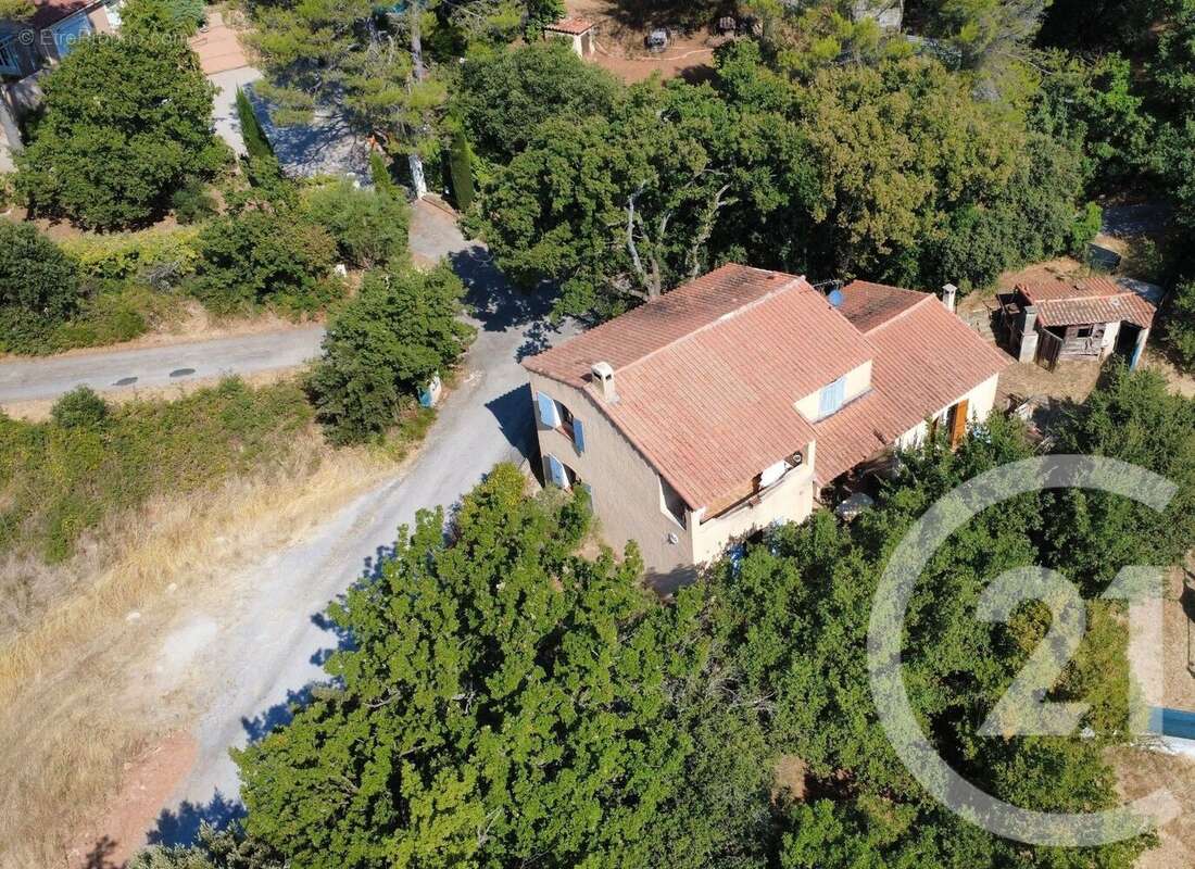 Maison à PUYLOUBIER