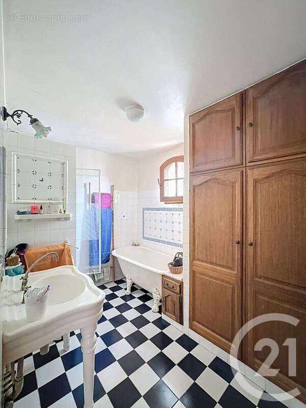 Maison à PUYLOUBIER