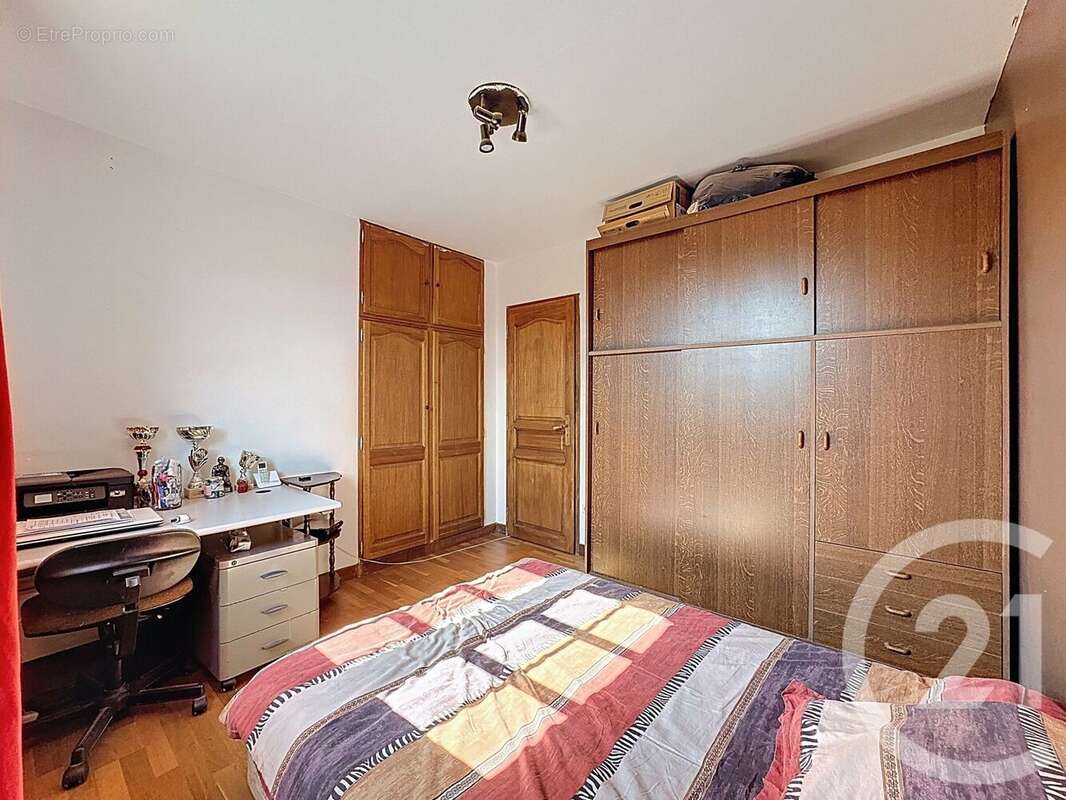 Maison à PUYLOUBIER