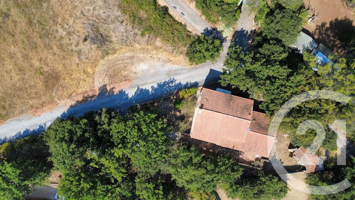 Maison à PUYLOUBIER