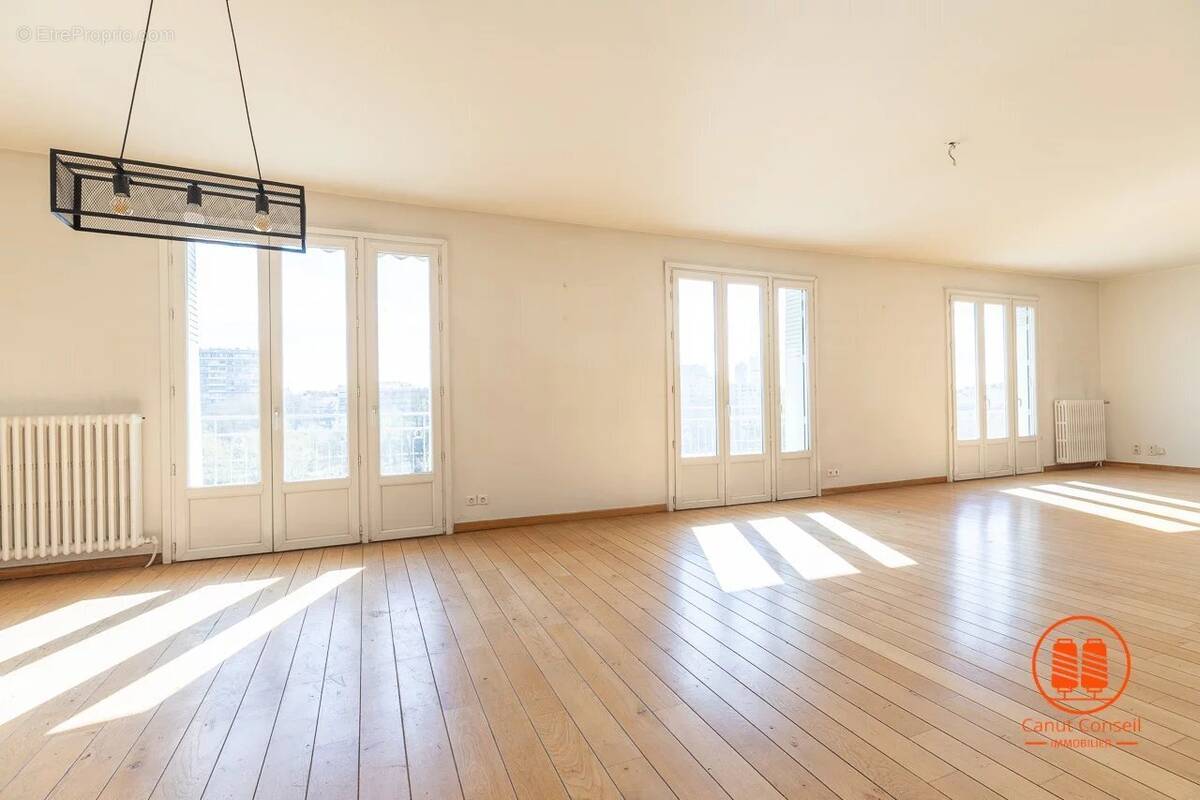 Appartement à LYON-4E