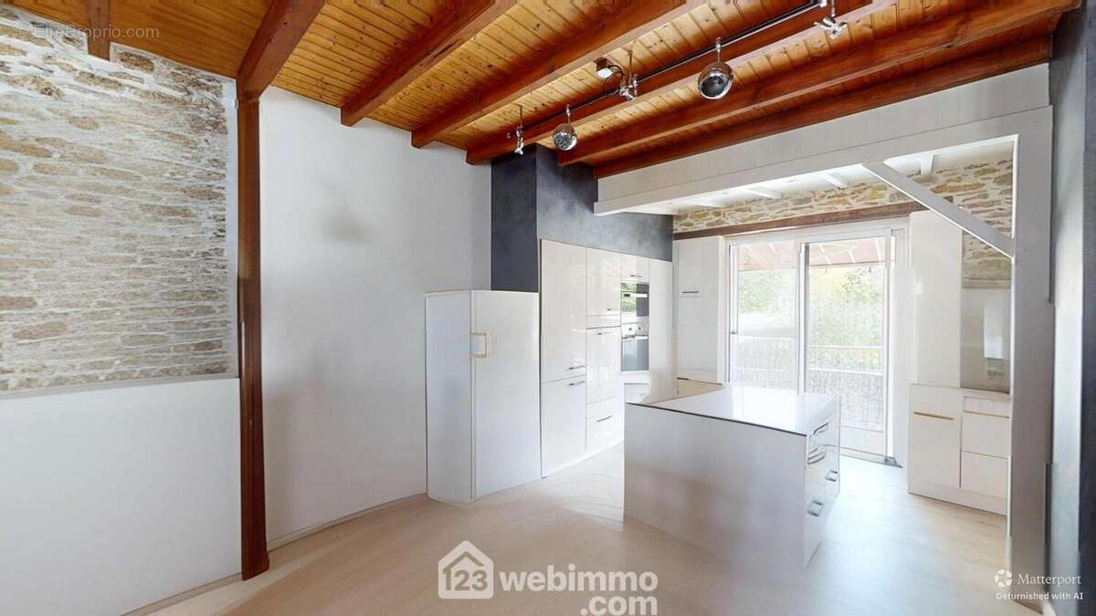 Cuisine moderne équipée. - Maison à TALMONT-SAINT-HILAIRE