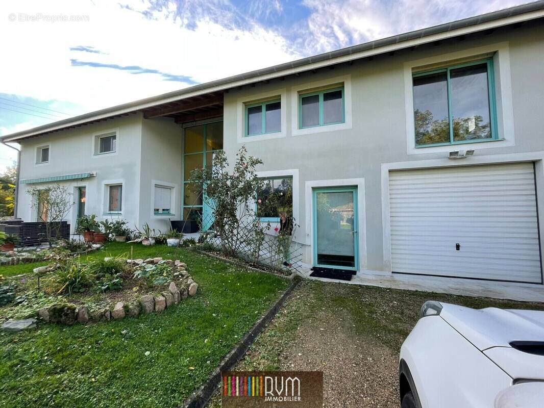 Maison à MEILLONNAS