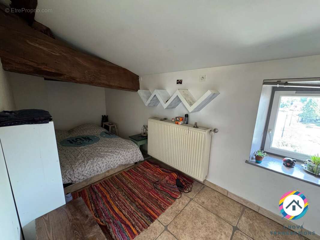 Appartement à JASSANS-RIOTTIER