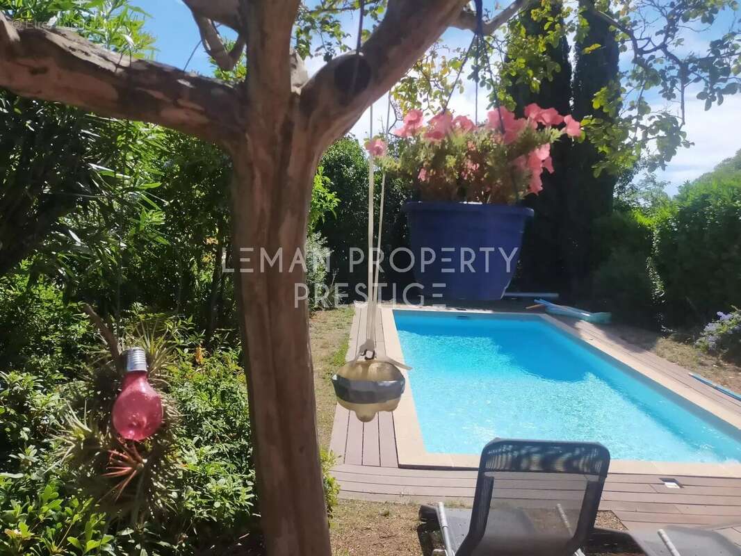 Maison à PEYMEINADE