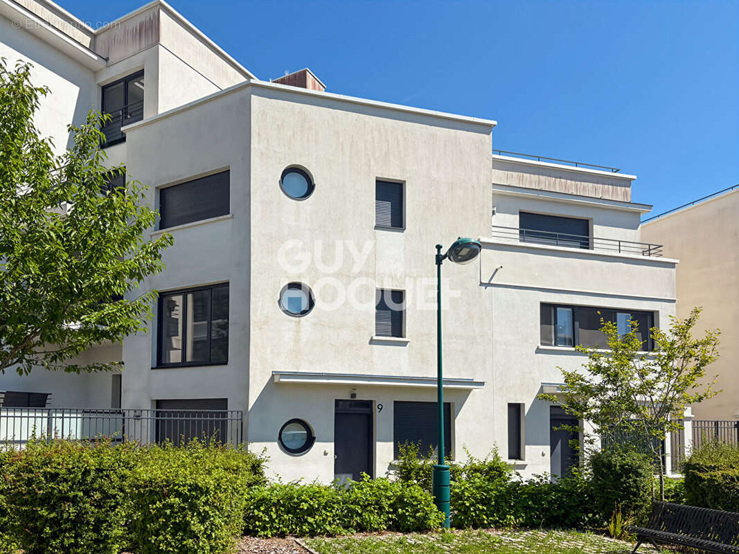 Appartement à CHESSY