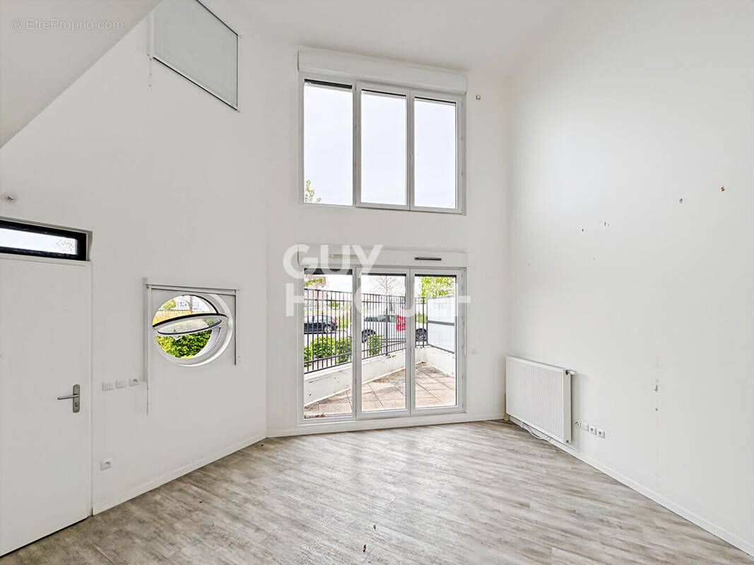 Appartement à CHESSY