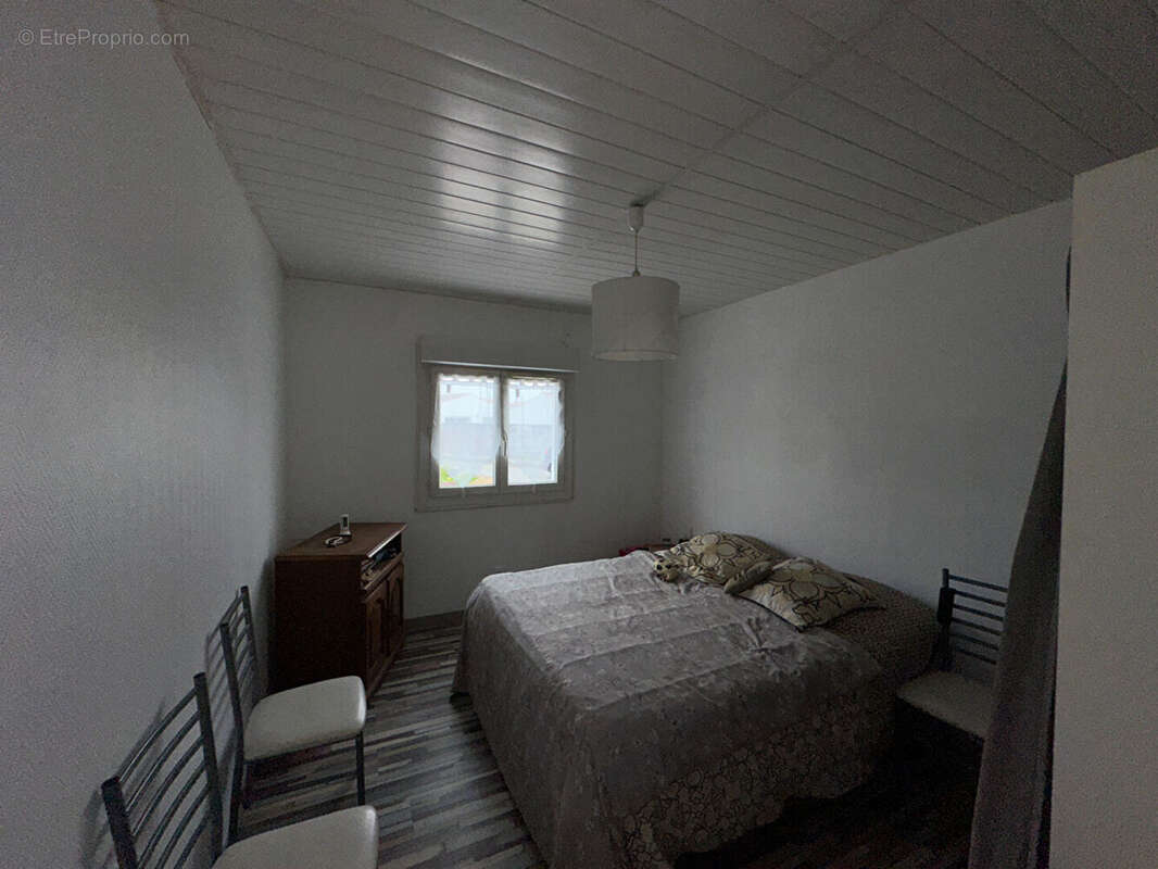 Maison à BOURCEFRANC-LE-CHAPUS