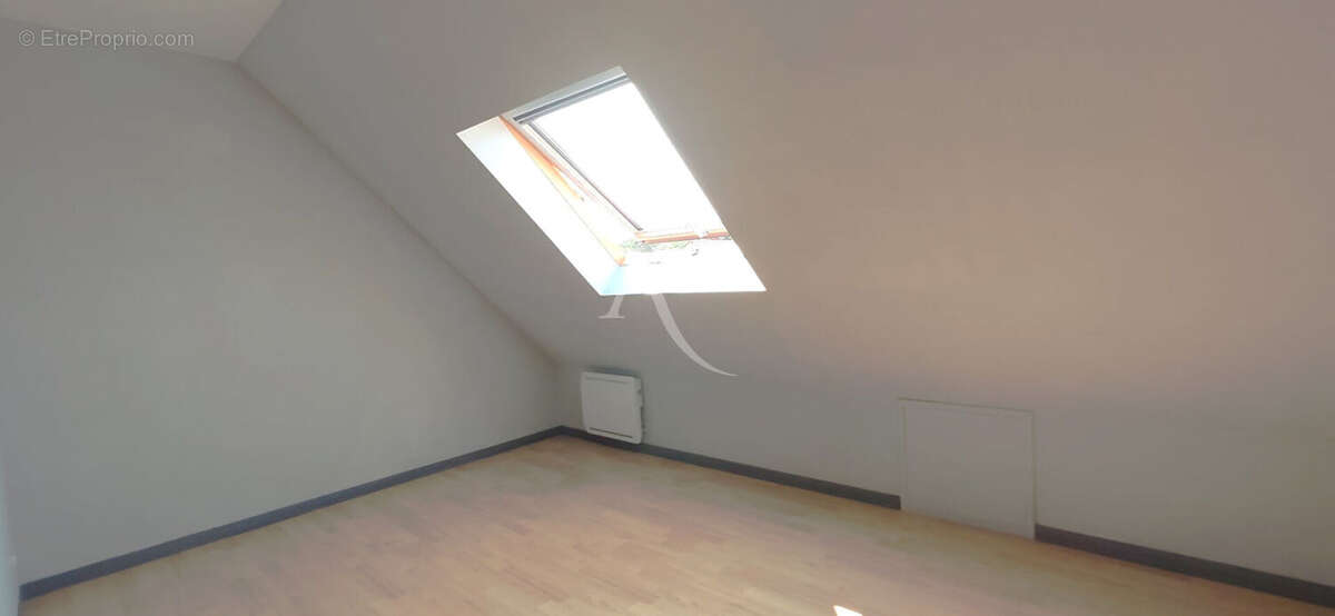 Maison à NEUVY-EN-SULLIAS