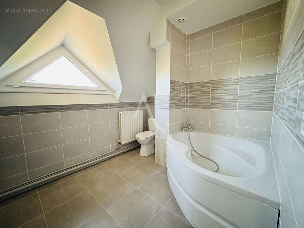 Maison à MURS-ERIGNE