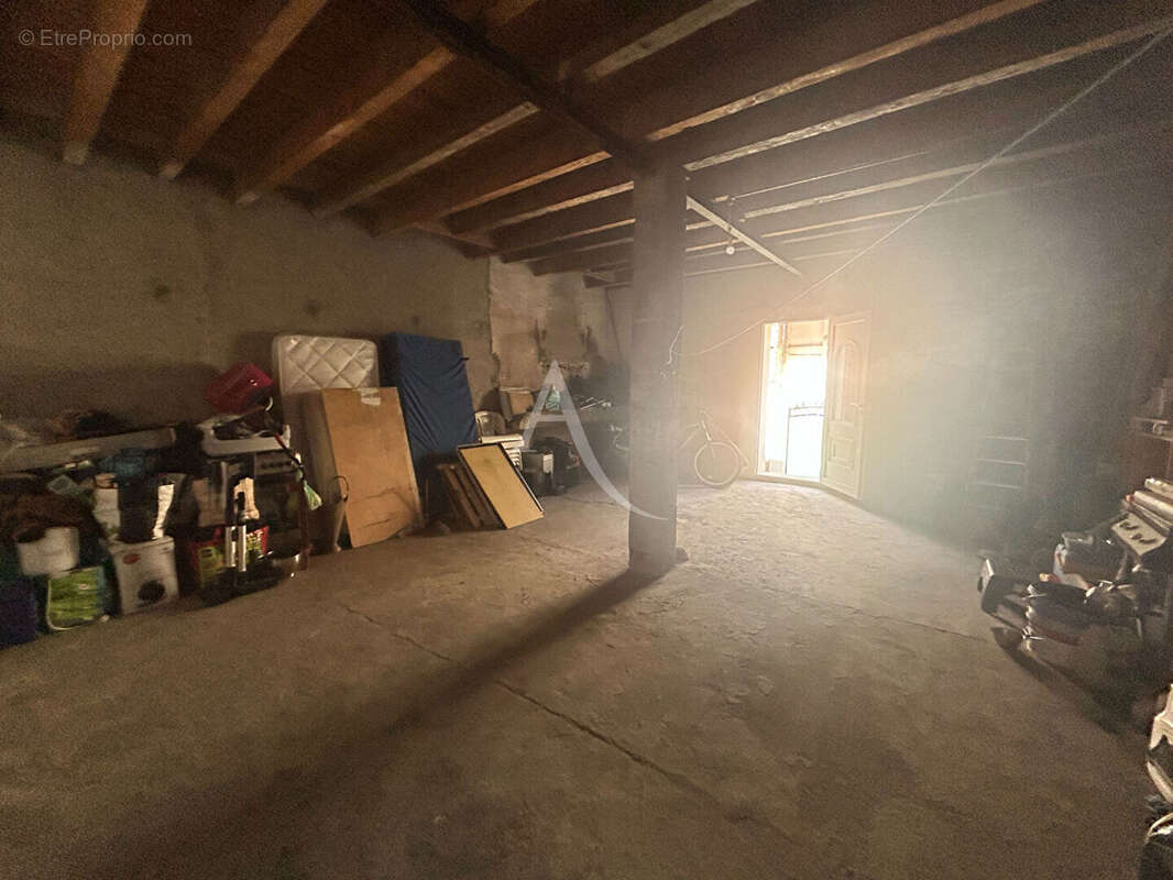 Maison à SERVIES-EN-VAL