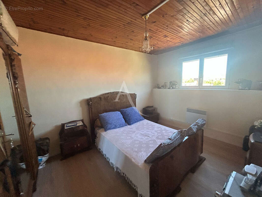 Maison à SERVIES-EN-VAL