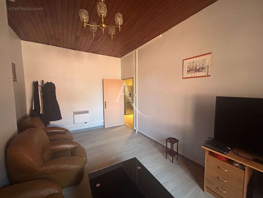 Maison à SERVIES-EN-VAL