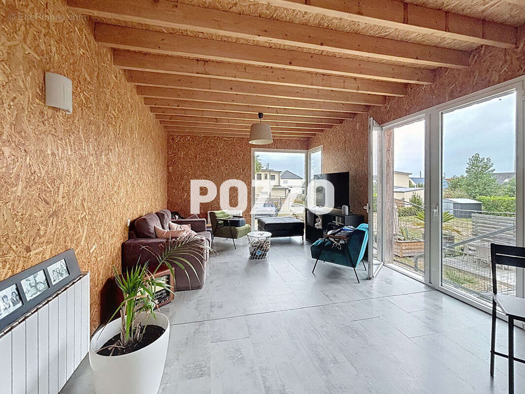 Maison à AGON-COUTAINVILLE