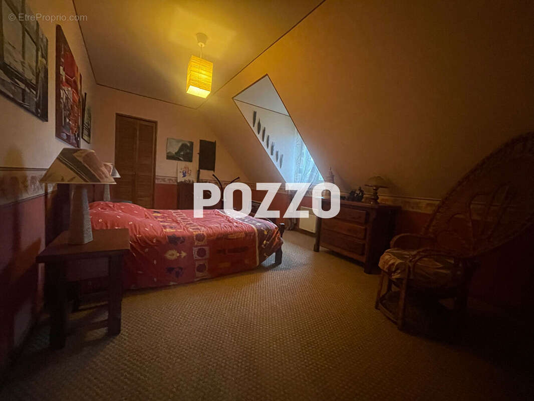 Maison à EQUEMAUVILLE