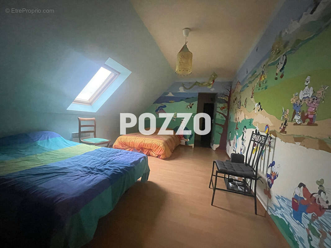 Maison à EQUEMAUVILLE